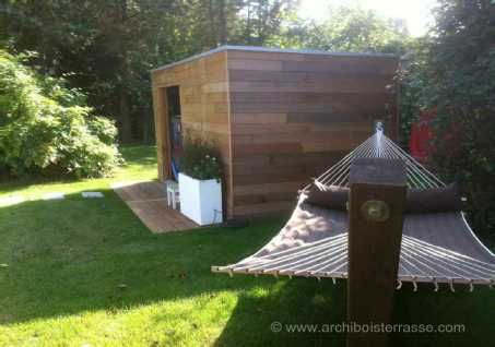 Cabane ou abri de piscine ou de jardin en bois réalisé à Poissy, dans le département des Yvelines 78 cabane ou abri de piscine et de jardin en bois