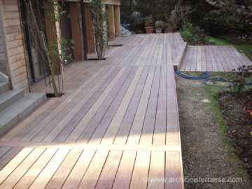 Contre-terrasse en bois ( petite terrasse qui s' appuie contre une terrasse principale plus haute ) contre-terrasse bois