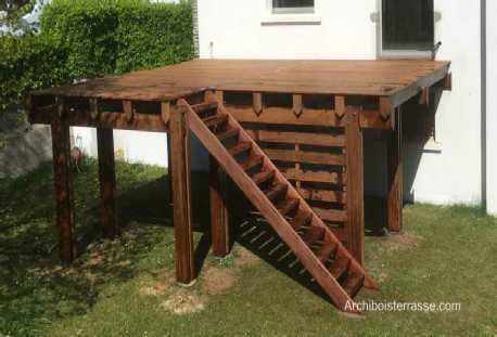 Terrasse en bois sur pilotis en cours de construction (2018) 27700 Bouafles