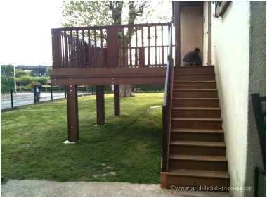 terrasse bois pilotis escalier