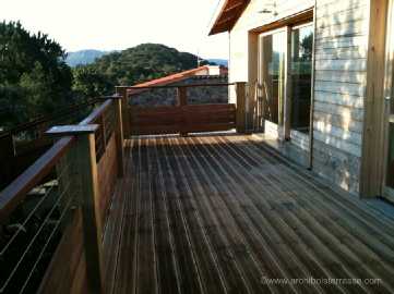 terrasse pilotis corse