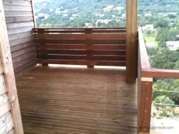 terrasse pilotis et balustrade