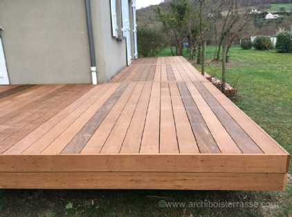 terrasse pilotis de faible hauteur