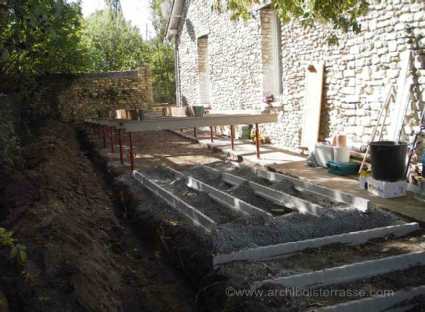 Montage de terrasse en hauteur sur poutres métalliques ou IPN terrasse pilotis poutre metallique ipn