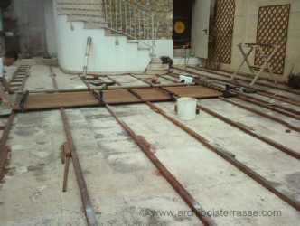 terrasse de plessis robinson en cours de rénovation