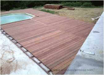 chantier terrasse de piscine construite en auvergne