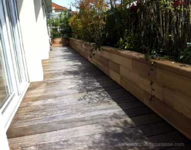muret de balcon en bois red cedar