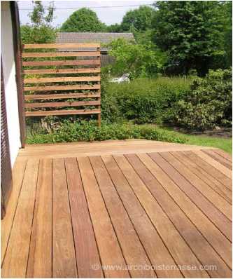 terrasse en bois et claustra sur mesure