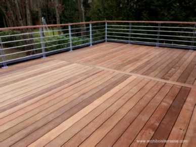 rambarde de terrasse-balcon en inox et bois exotique sur-mesure