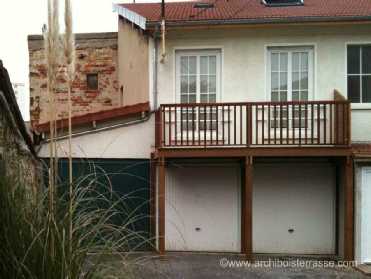 Terrasse en bois sur pilotis réalisée en 2010 à Colombes (92) près d' Argenteuil dans les Hauts-de-Seine terrasse en bois sur pilotis colombes 92
